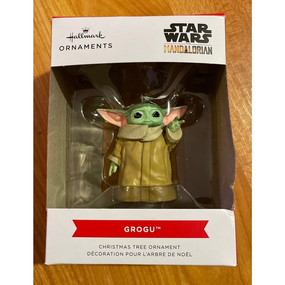 Star Wars Mandalorian‎ Grogu Hallmark Ornament